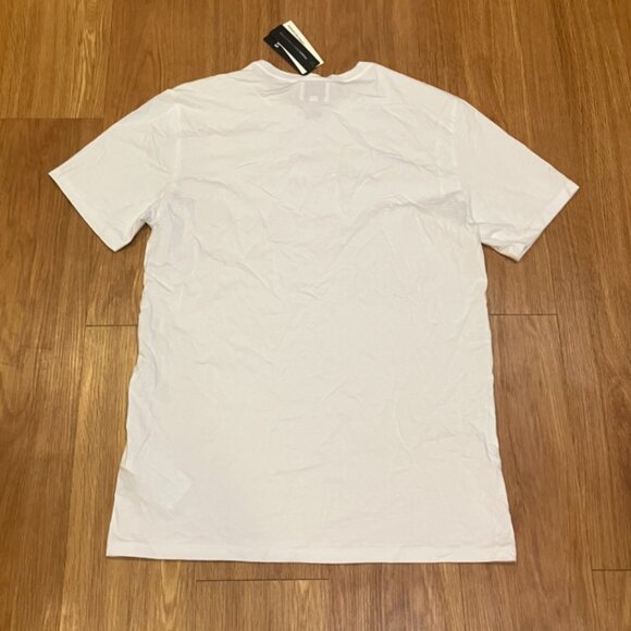 Guess Men's White Short Sleeve CrewneckEmbroidered Logo T-Shirt Size S - Picture 4 of 6